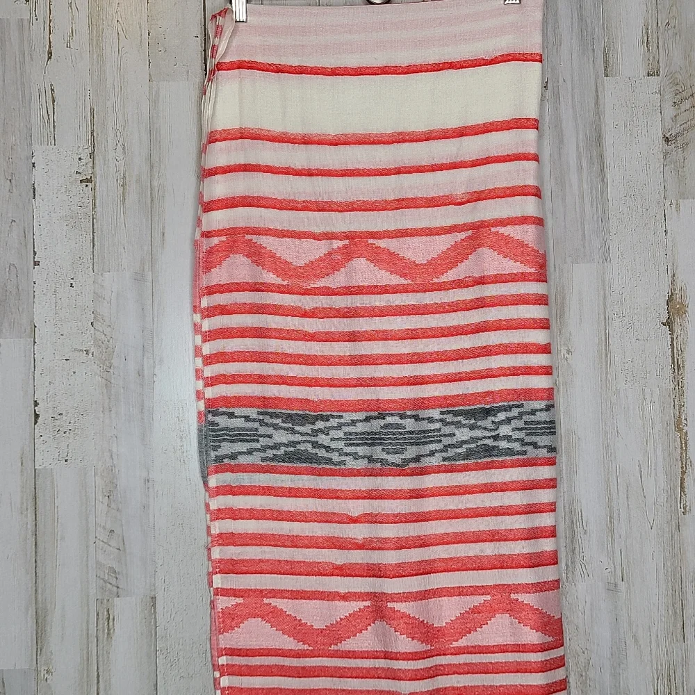 Vince Camuto Scarf Cream Red Blue Southwestern Stripe Boho Scarf Wrap
